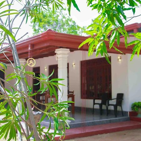 Wijesiri Family Guest House Sigirija Zewnętrze zdjęcie