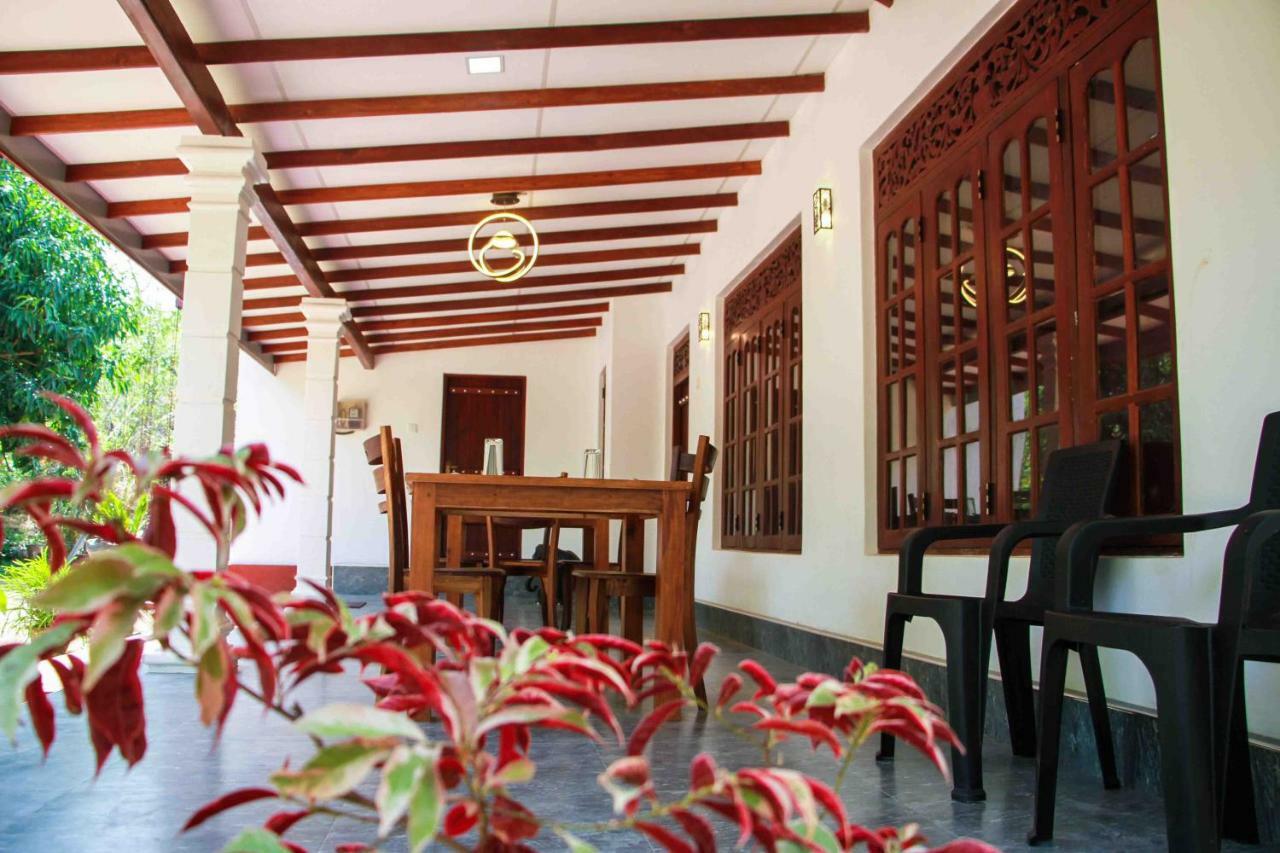 Wijesiri Family Guest House Sigirija Zewnętrze zdjęcie