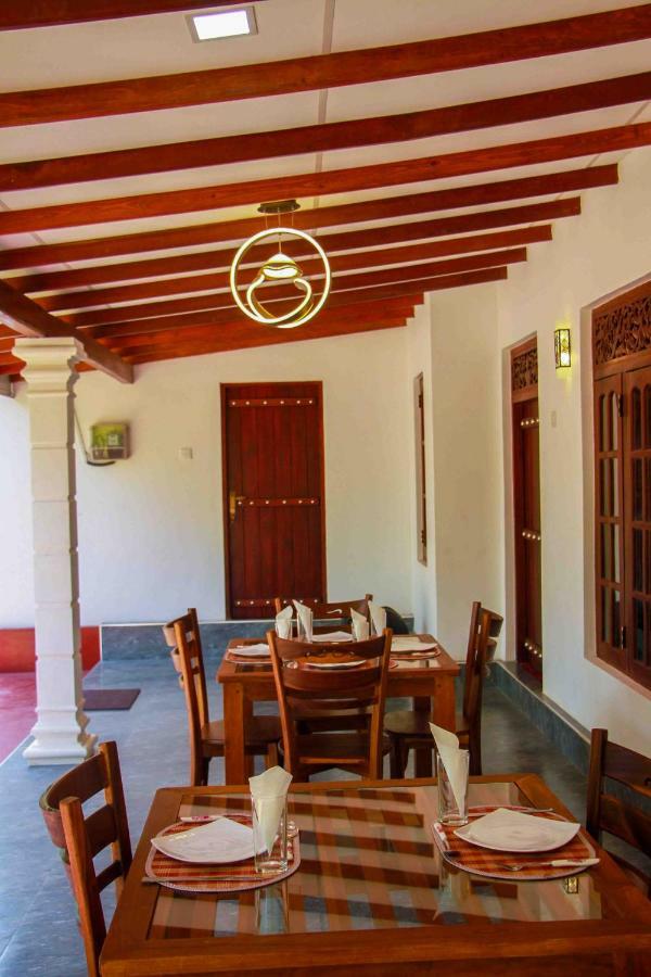 Wijesiri Family Guest House Sigirija Zewnętrze zdjęcie
